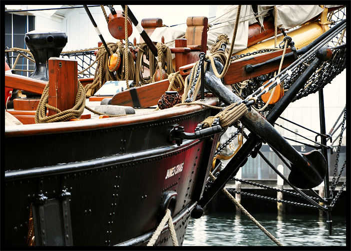 Welcome to www.PhotoChronicles.net - This website will give you a insight and photo history from past and present on a whole selection of stories on people & places which have changed the world...